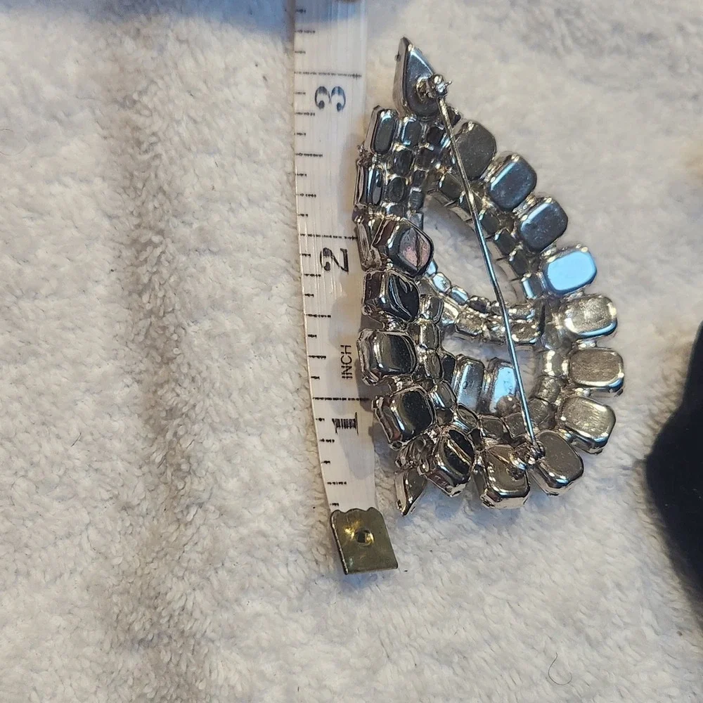 Silver Tone Clear Rhinestone Baguette Teardrop Brooch Pin Aurora Borealis vtg‎